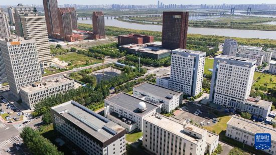 中国经济样本观察·企业样本篇丨工大卫星：脚踏实地逐梦浩瀚深空